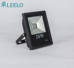Какво е началното време на 10W LED прожектор?